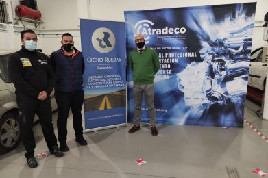 Comienza el primer curso para certificado de profesionalidad de mecánica (TMVG409) en ATRADECO con la colaboración de Recambios Ocho Ruedas
